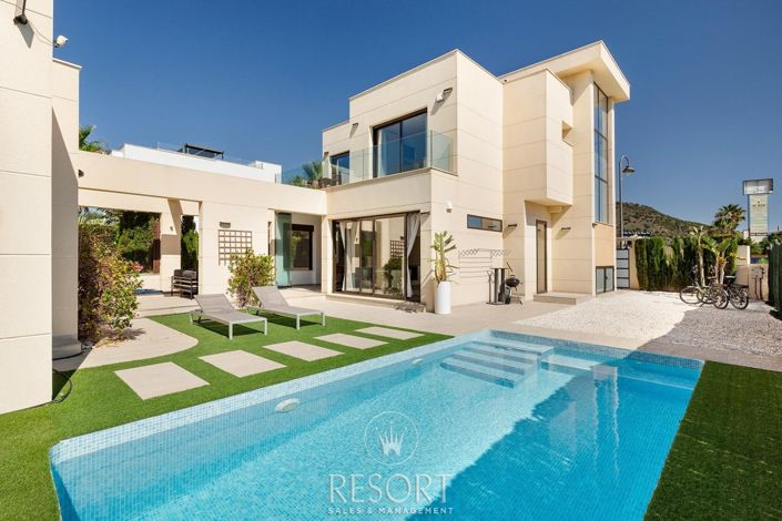 Image No.1-Villa de 4 chambres à vendre à La Manga Club