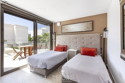 propertyimage1ykqmrfdmz20250508031154