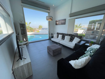 propertyimage10uy6cb2r820250508053118