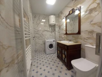 propertyimage1bia5dw0jm20250508044100