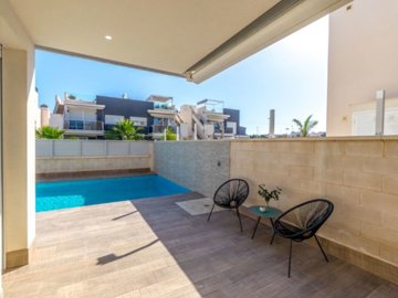 propertyimage1ubqzxslea20250508053822