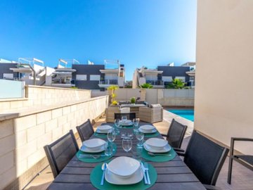 propertyimage1mzb9tbk1b20250508053827