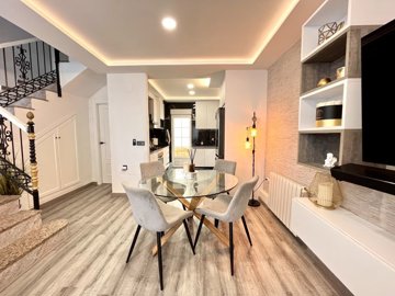 propertyimage171dlr8j8320250509055023