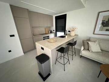 propertyimage1upzxeyens20250209062338