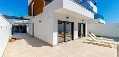 propertyimage1yszzrkptl20250510054714