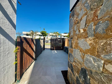 propertyattachment1feqh4ul5b20250509021125