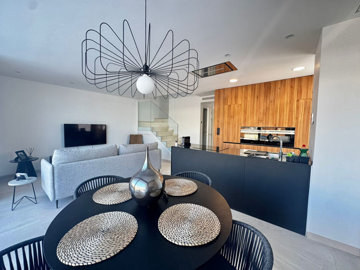 propertyattachment1lclwdzjl320250509021128