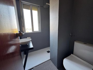 propertyimage1izxbj3uqr20250523043242