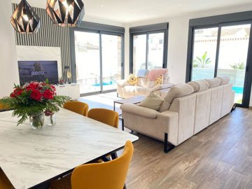 propertyimage1r2timcpnu20250513053756