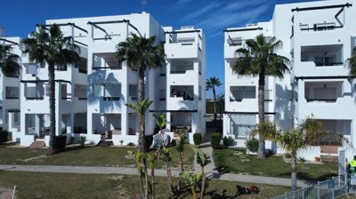 1 - , Appartement