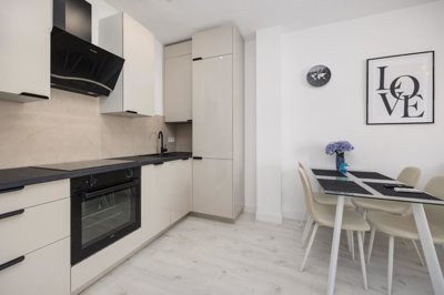 propertyimage1iefav370h20250514042137