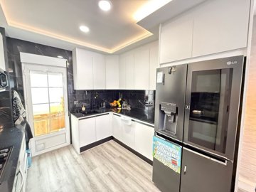 propertyimage1x0ggxrogy20250515054131