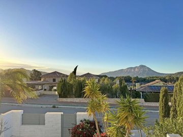 propertyimage1muqhkauyc20250516042219