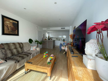 propertyattachment1ec3i31ogc20250515032402
