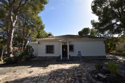 propertyimage1szaidaowg20250516055207