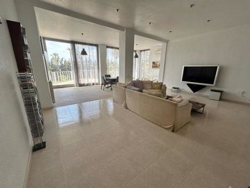 propertyimage1y5wjwueb920250516053816