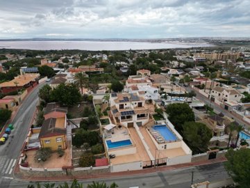 propertyimage1jmmmlr2x920250520054114