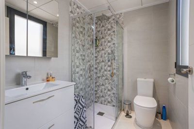 propertyimage1yd20nxzhg20250521054235