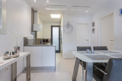 propertyimage1zho7q6jhx20250521054155