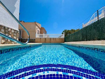 propertyimage1wtuxvy0n220250522053047