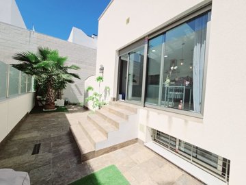 propertyimage1cyslavzkg20250524053604