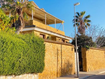 propertyimage1hq7ek9ekp20250530053843