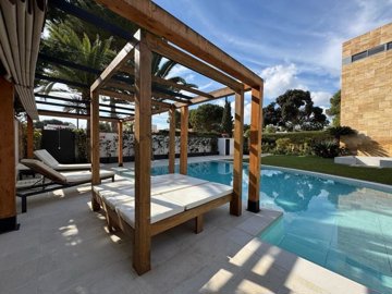 propertyimage1cibgjpk3f20250407073600