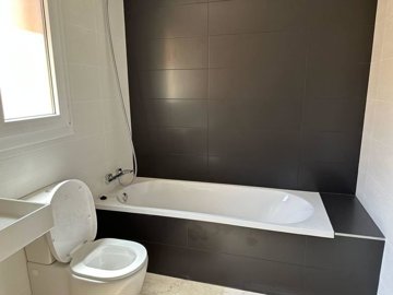 propertyimage1ekc7nhnuy20250601054600