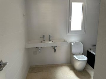 propertyimage1zekt3bam920250601054536