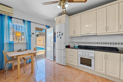 propertyimage1itoxzrvb220250604054616