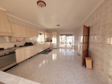 propertyimage1faz0btxzn20250604054717