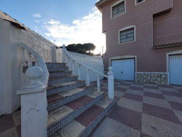 propertyimage1s9sjpmudr20250604054615