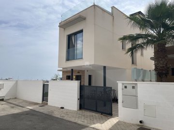 propertyimage1hsns4xwzp20250604055623