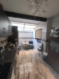 propertyimage1obskn3sy620250604041543