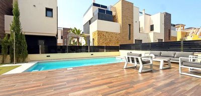 propertyimage1ev4lcwseq20250605054225