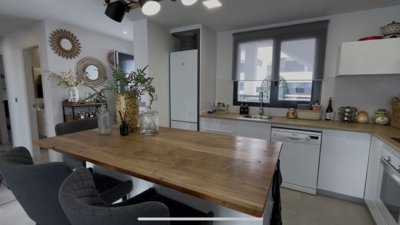 propertyimage1omctpg2r820250605041525