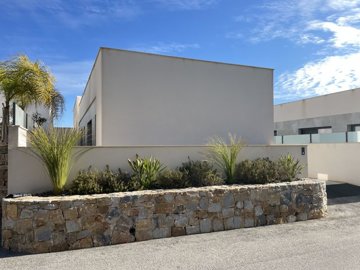 propertyimage1bjcyhb6sn20250605054020