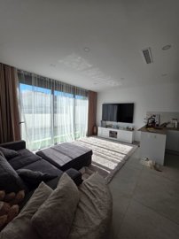 propertyimage1ynkaw5stp20250606054233
