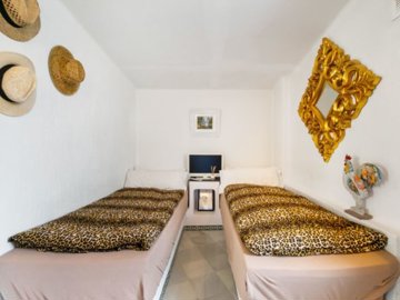 propertyimage1i2icixjjn20250606054054