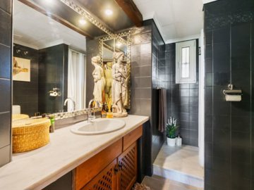 propertyimage1ovjvha9gw20250606054102
