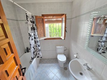 propertyimage1uxprnqk6u20250611055036