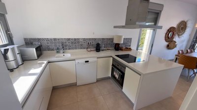 propertyimage1nwz15dc1g20250612053733