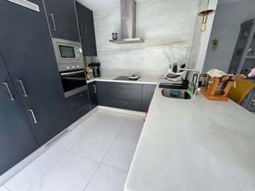 propertyimage1ta4wxftta20250612054651