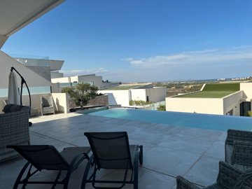 propertyimage1hvn2wqjvt20250408062027