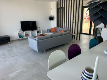 propertyimage1mxtas40xy20250408062047