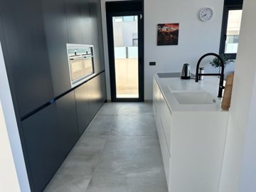 propertyimage1fkga4wqcm20250408062055