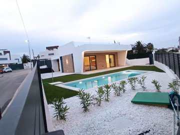propertyimage1wznlysuej20250612053656