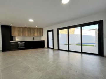 propertyimage1hrteqzzlb20250612070126