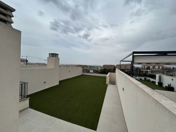 propertyimage1h3jcfyb9820250617055350