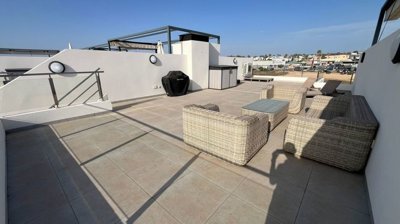 propertyimage17bm1zqt1f20250619055247